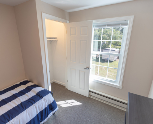 Unit-4-bedroom-closet-1